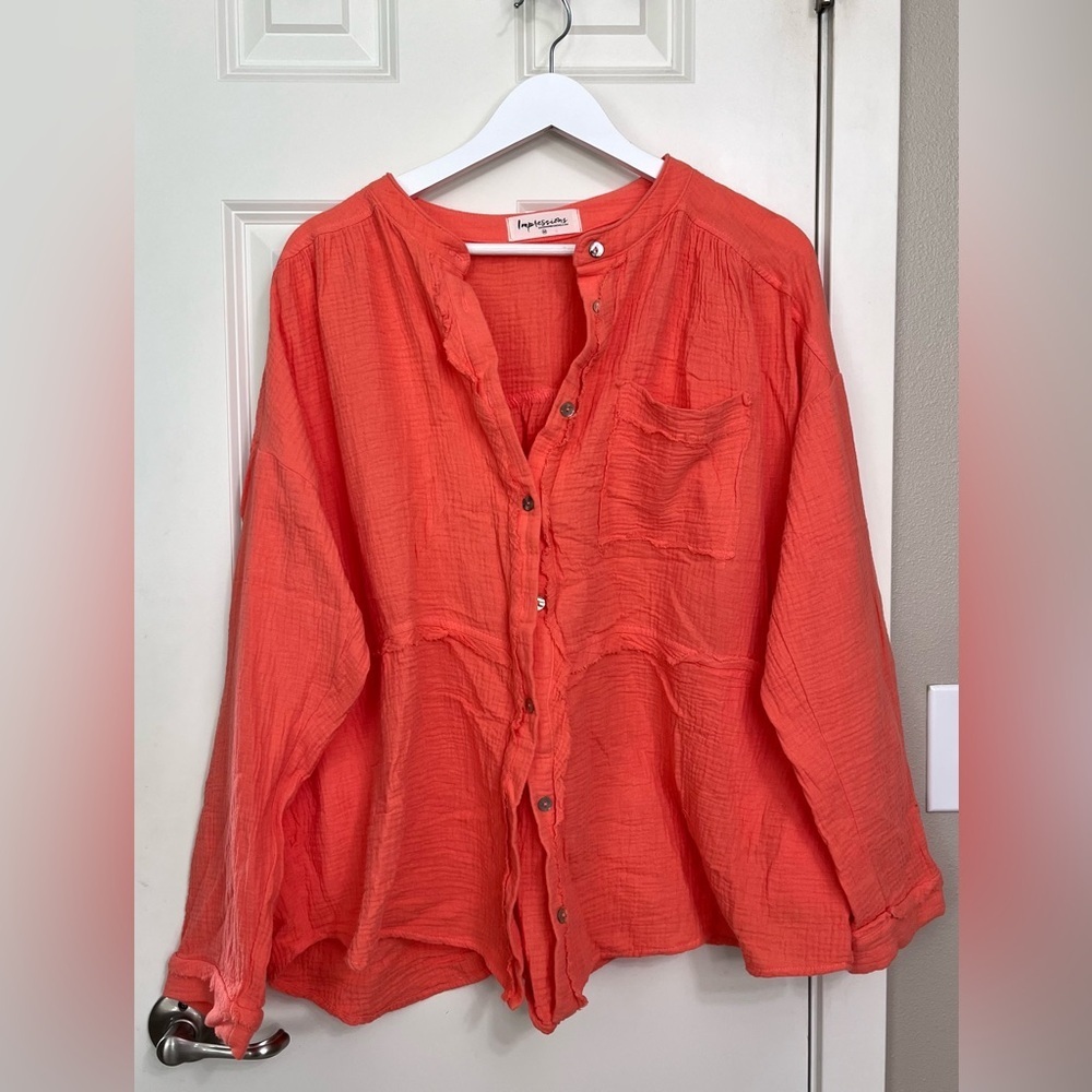 Impressions Sunny Forecast Tunic in Bright Coral NWOT
